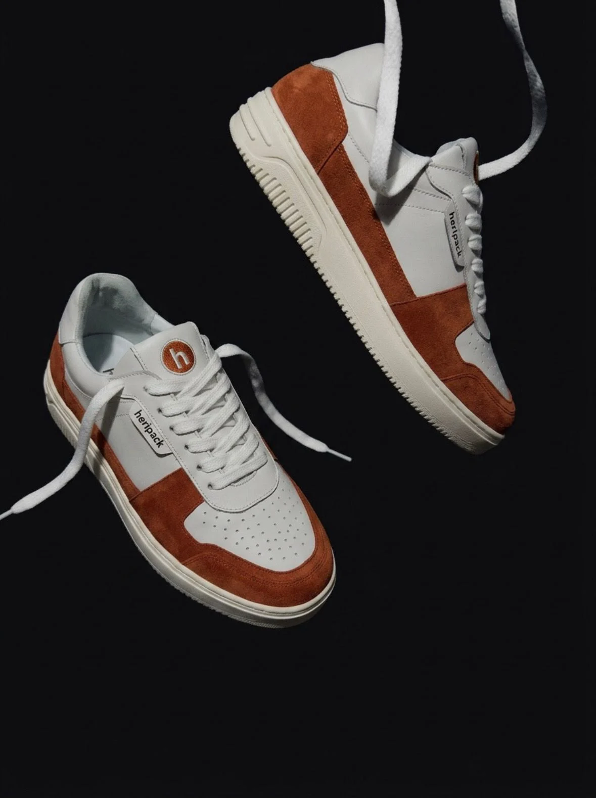 Heripack Firmensneaker in Weiß und Orange aus Vollleder